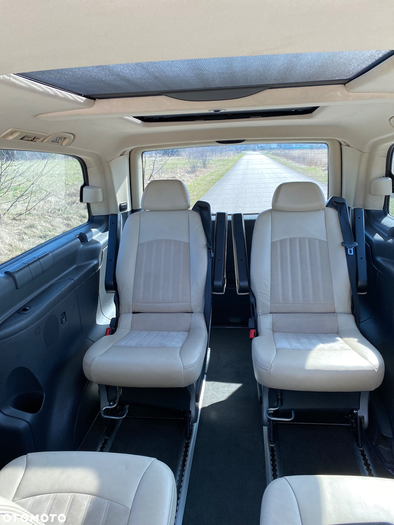Mercedes-Benz Viano - 10