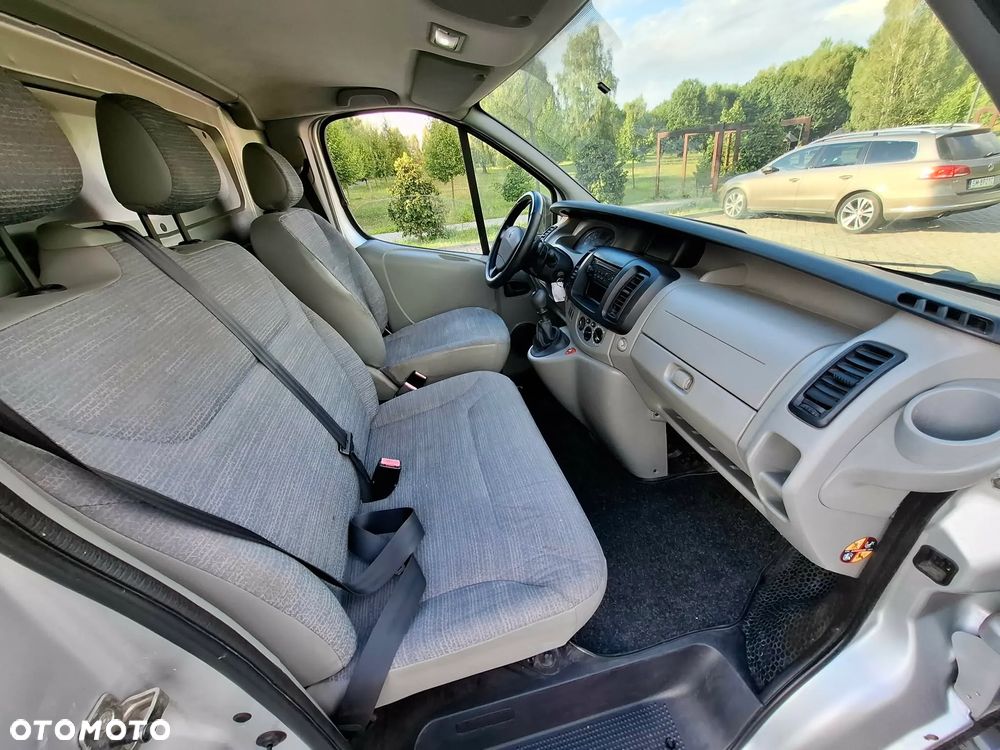 Renault Trafic - 18