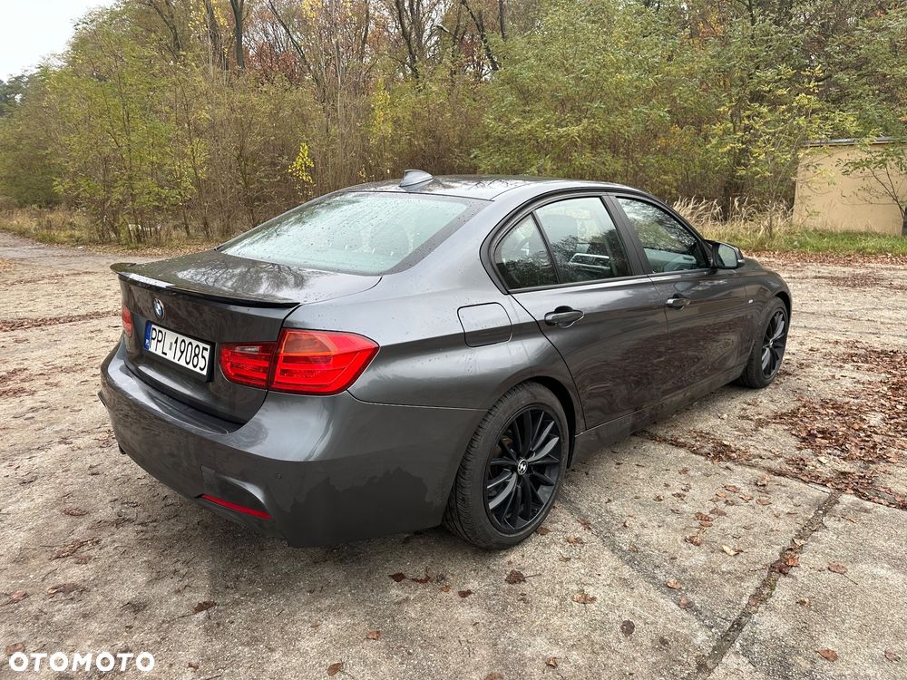 BMW Seria 3 320d Efficient Dynamic Edition - 3