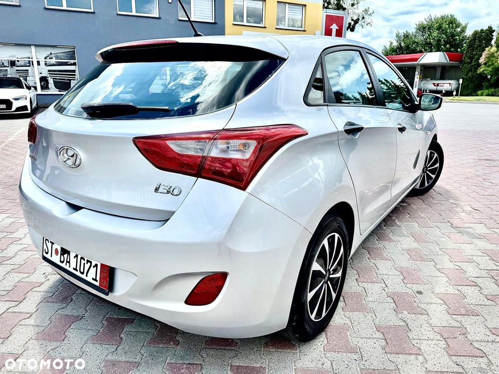 Hyundai i30 - 21
