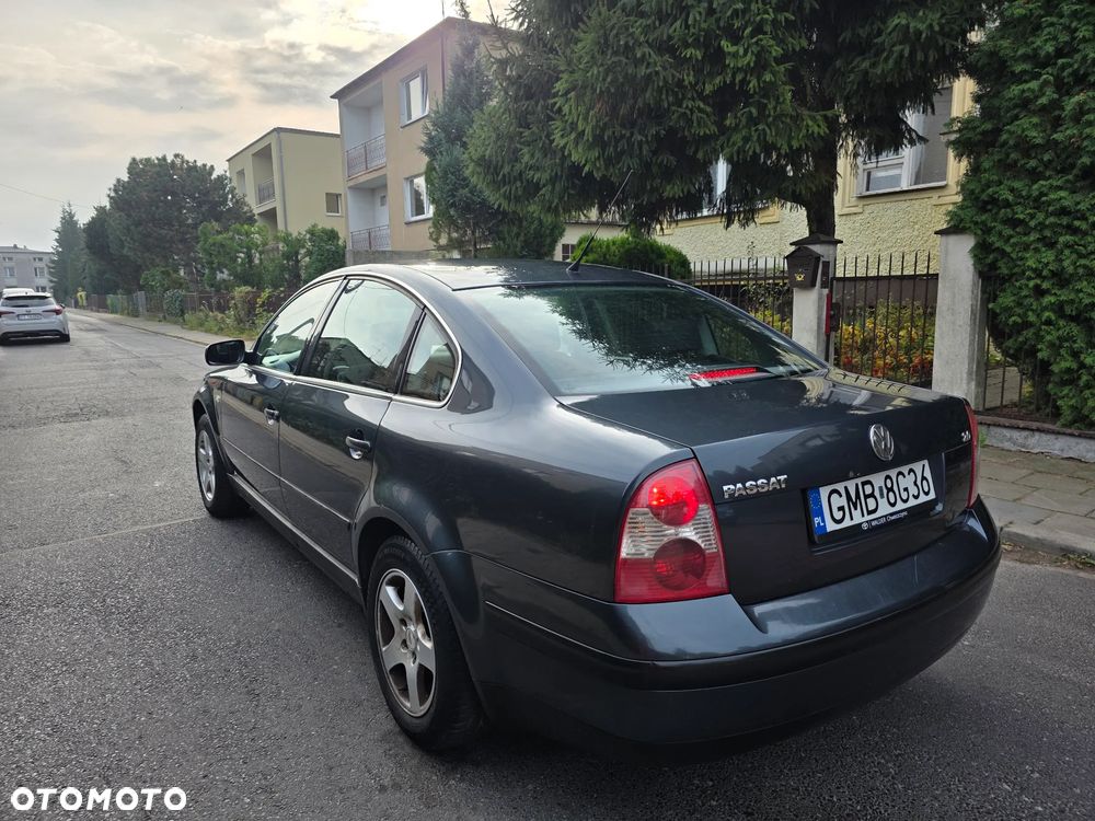 Volkswagen Passat - 3