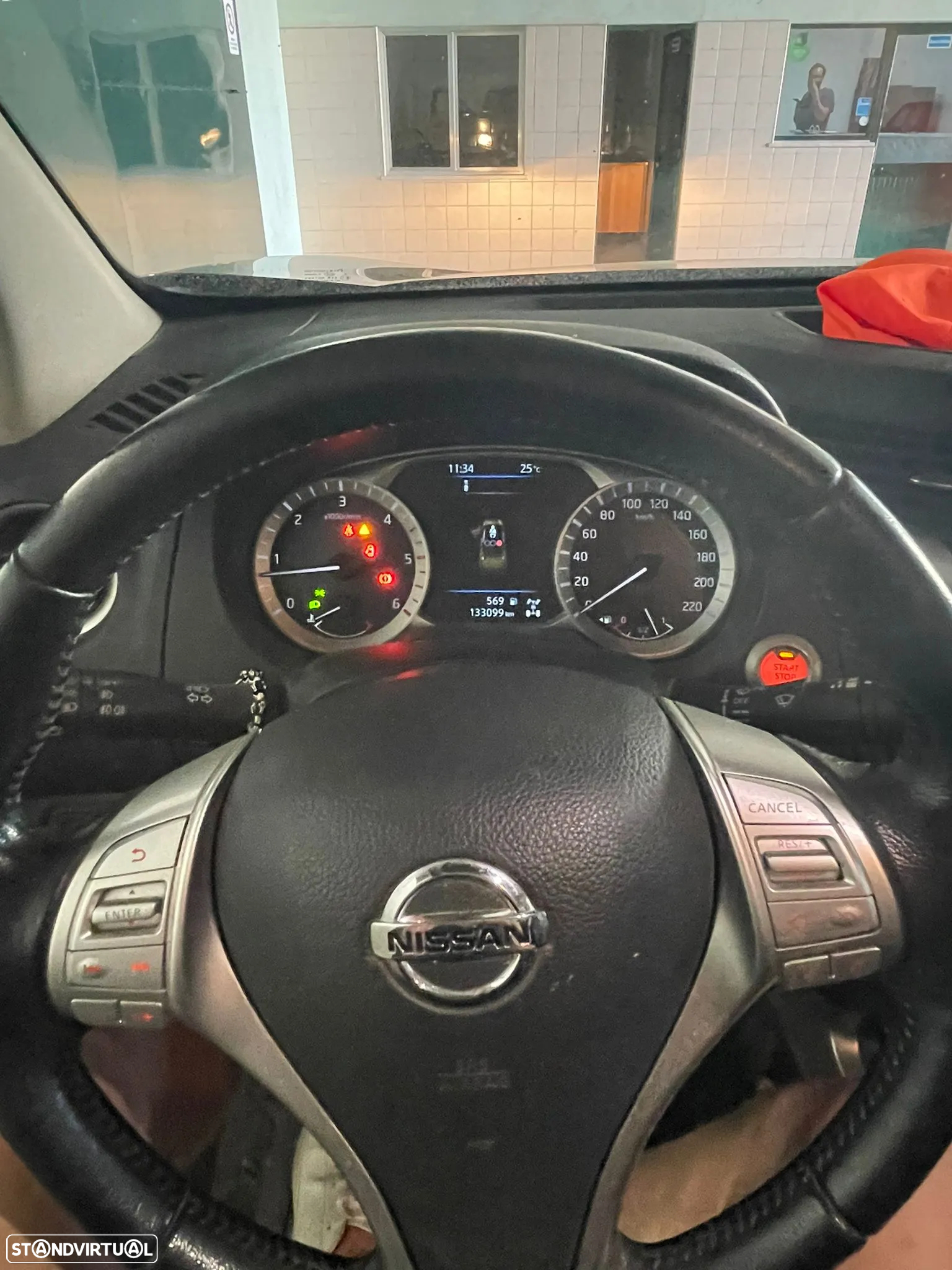 Nissan Navara 2.3 dCi CD 4WD N-Connecta Nav - 5