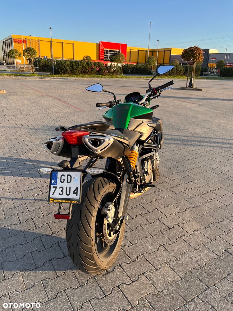 Benelli Inny - 1
