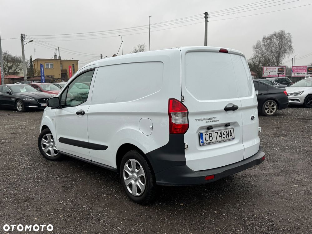 Ford Transit Courier Trend - 12