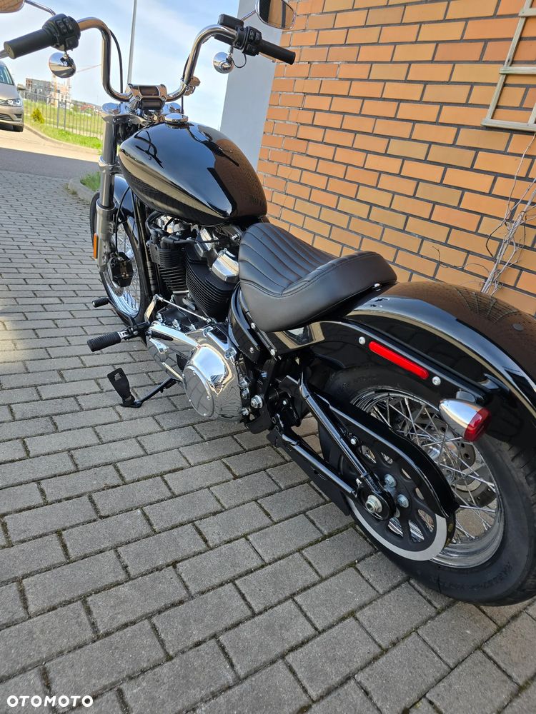 Harley-Davidson Softail Standard - 13