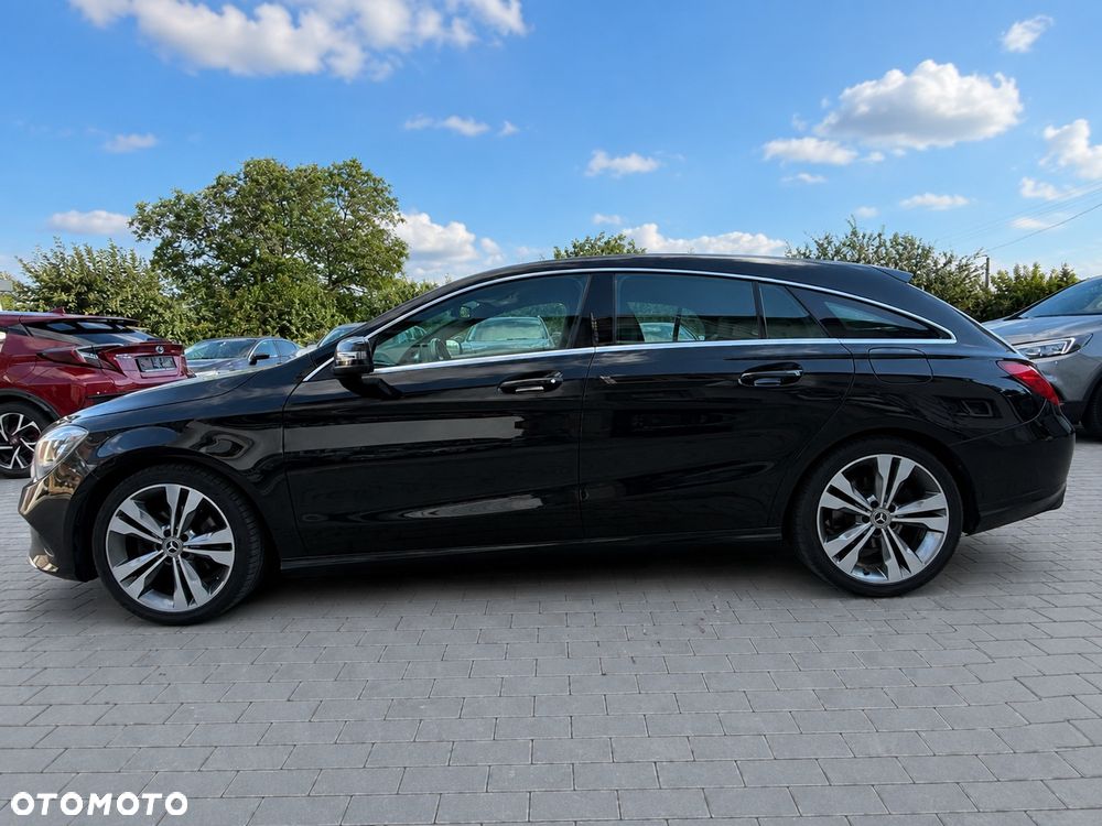 Mercedes-Benz CLA 200 Urban - 31