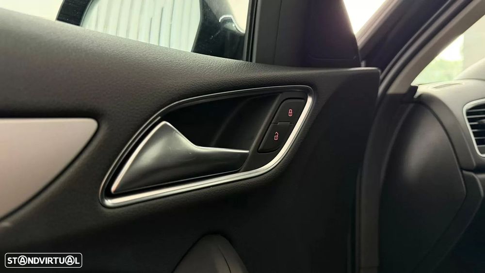 Audi Q3 2.0 TDI - 18