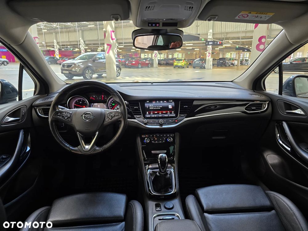 Opel Astra 1.6 CDTI Elite S&S - 11