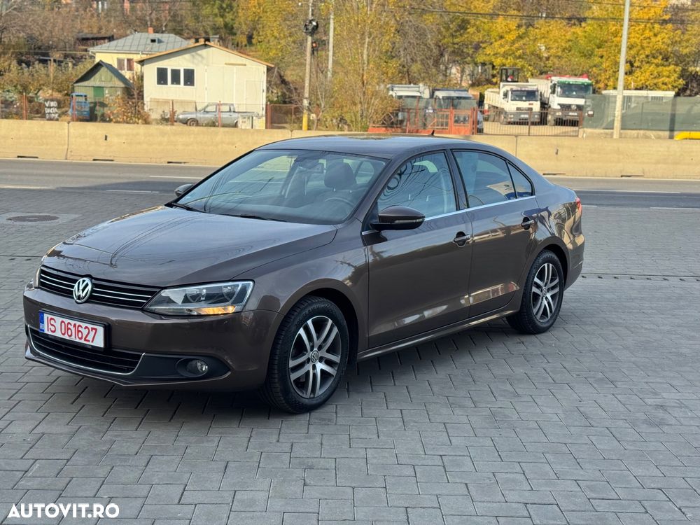 Volkswagen Jetta 1.4 TSI Highline - 25