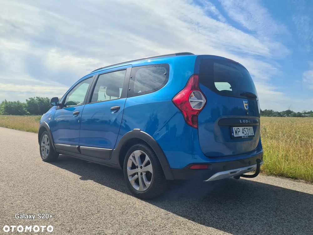 Dacia Lodgy dCi 90 Essential - 4