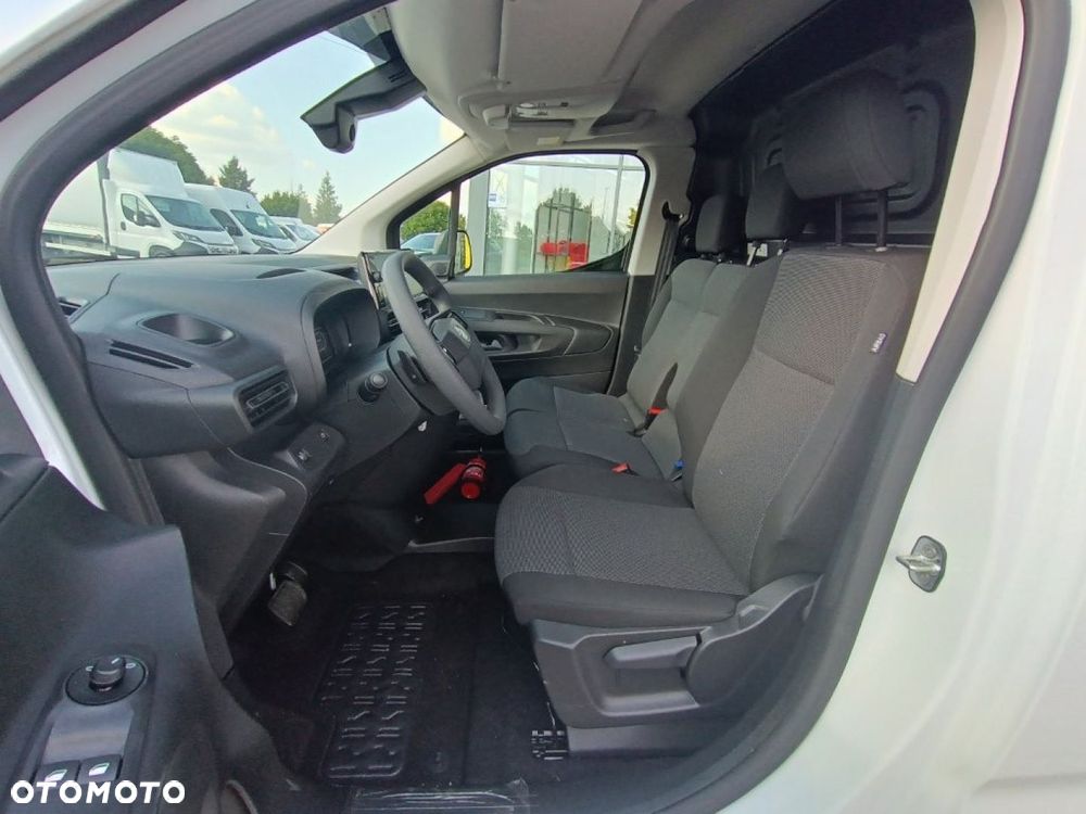 Opel COMBO - 14