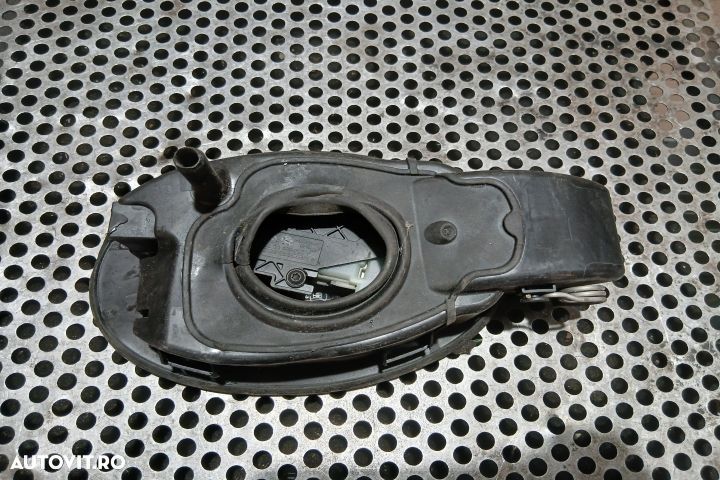 Usita rezervor A207630 A2076300167 A207630 A2076300167 Mercedes-Benz - 2