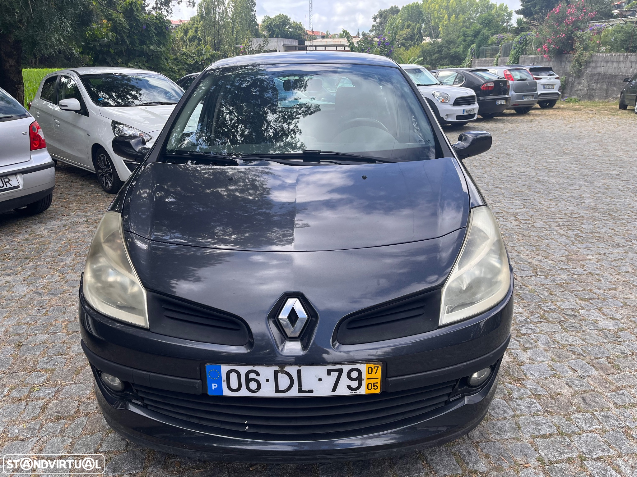 Renault Clio 1.2 16V Dynamique S - 4