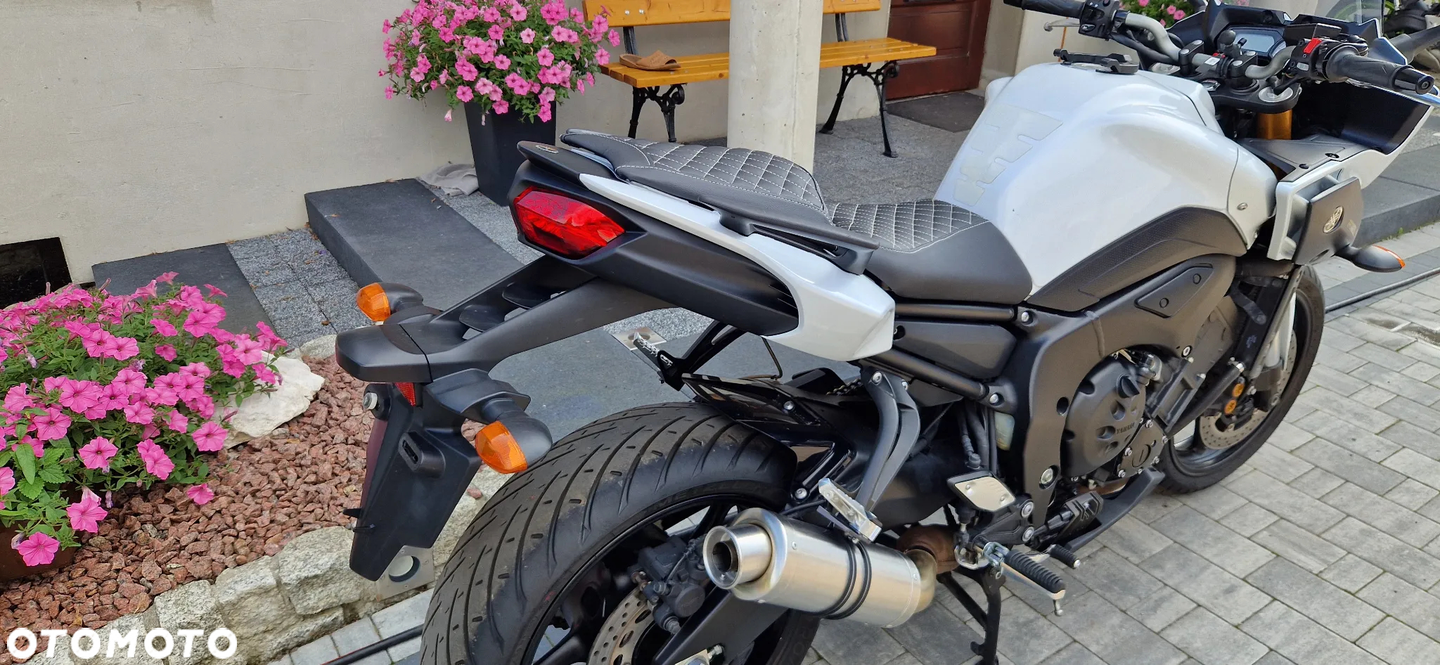 Yamaha FZ - 7