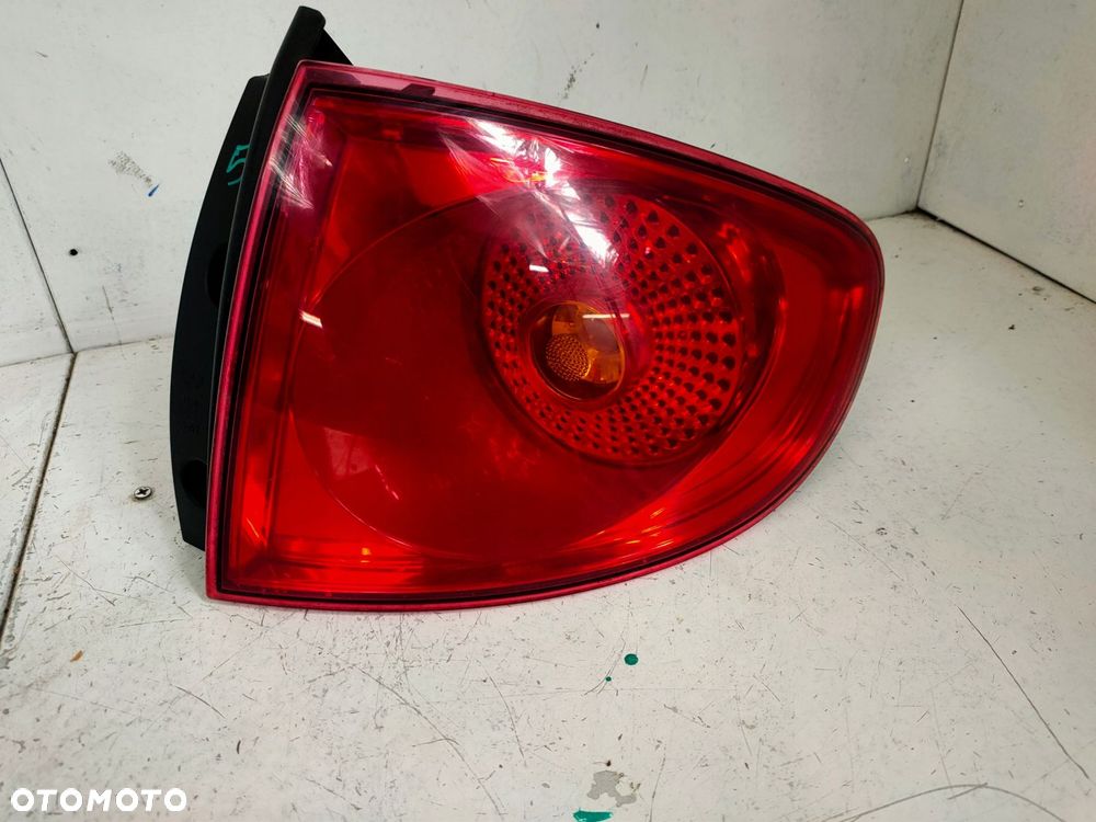 lampa lewy tył vw golf v kombi 1k9945095d - 2