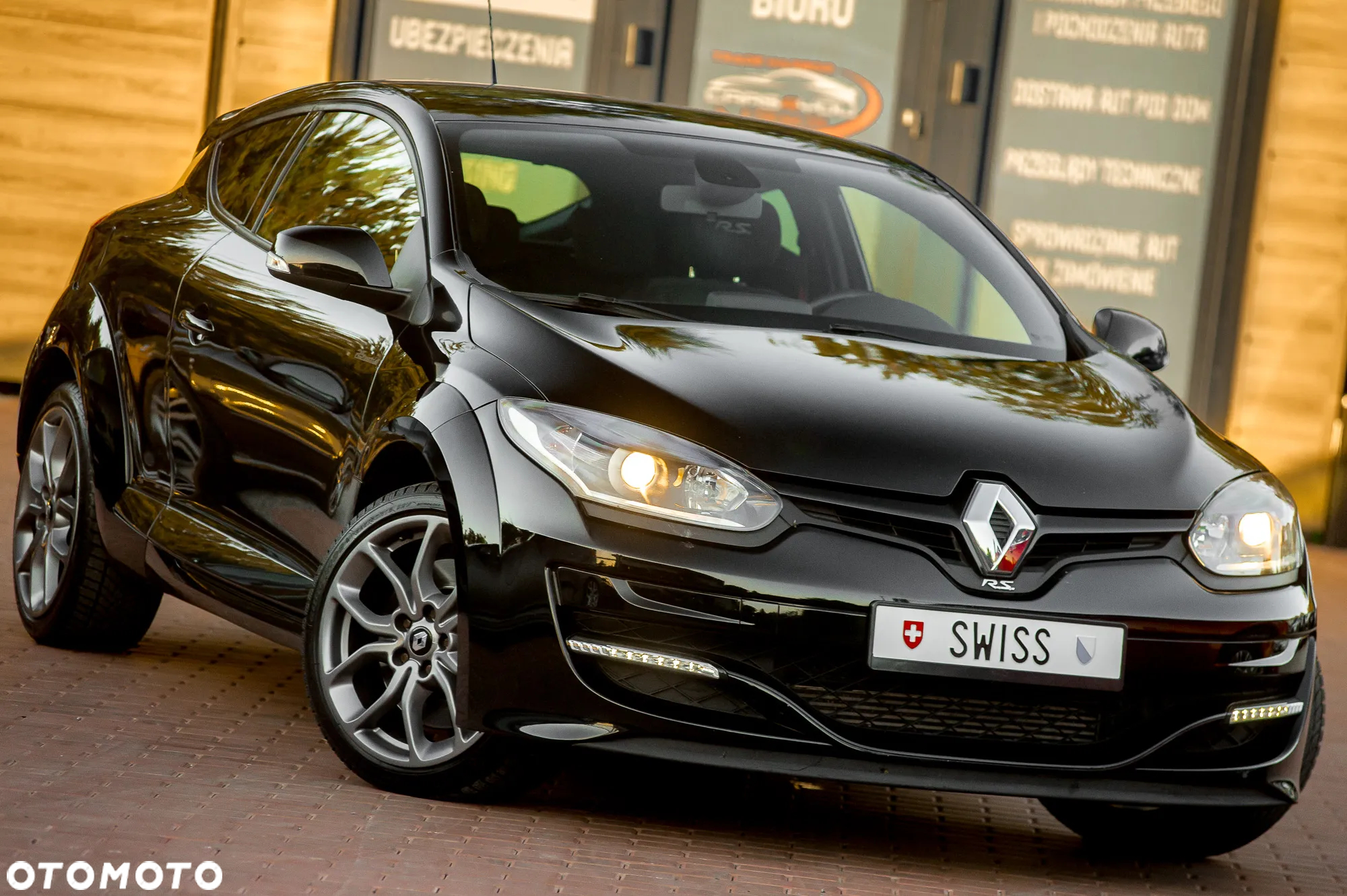 Renault Megane TCe 265 Coupe R.S Trophy - 3