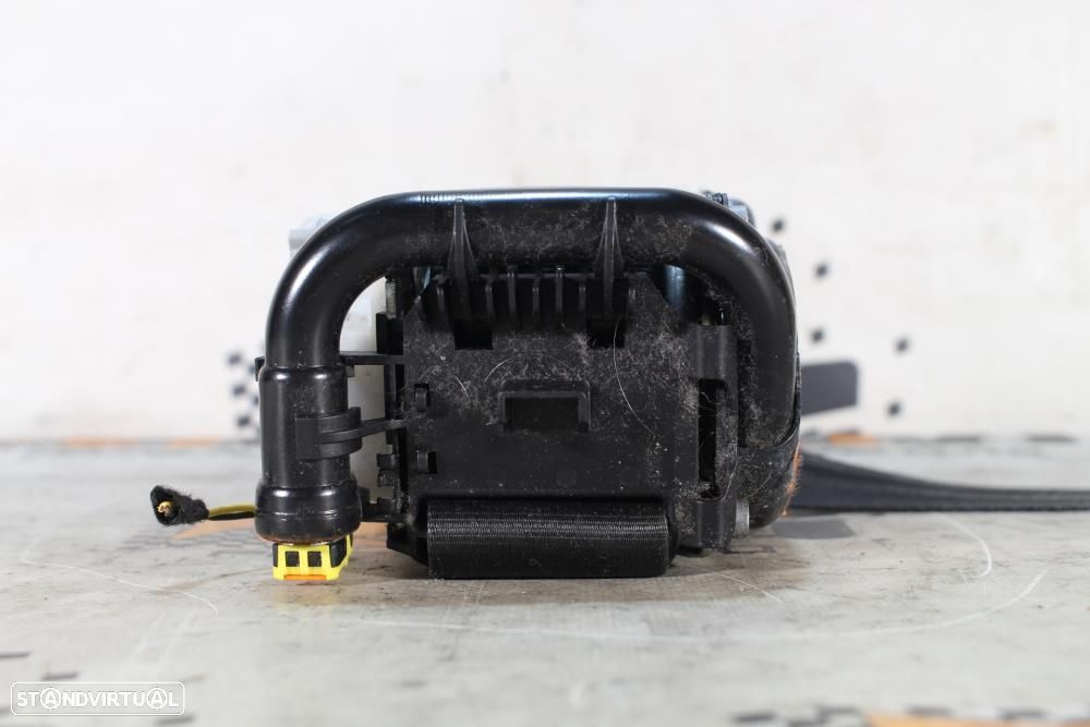 Cinto Frontal Direito Seat Leon (5F1)  5F4857706a / Direito / Passagei - 7
