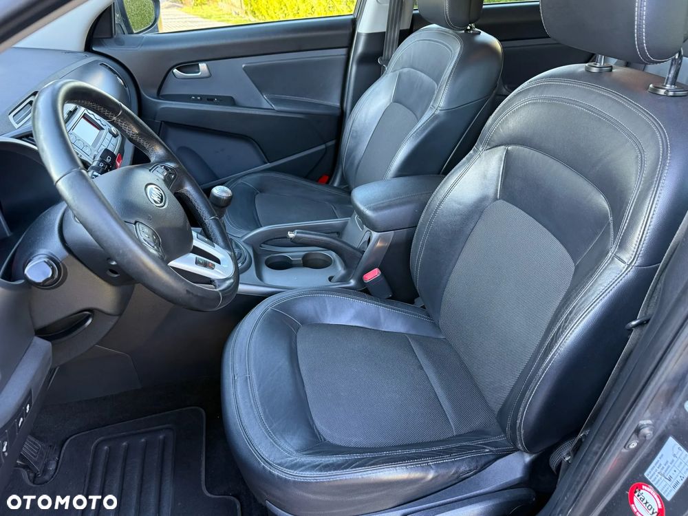 Kia Sportage - 16