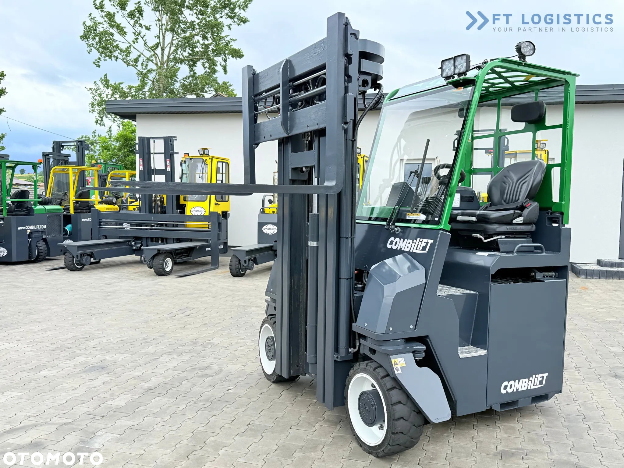 Combilift CBE4000 / TRIPLEX 5200MM / ELEKTRYCZNY / WOLNY SKOK / POZYCJONER / PRZESUW WIDEŁ / JAK NOWY - 20