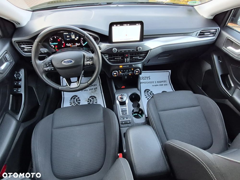 Ford Focus - 8