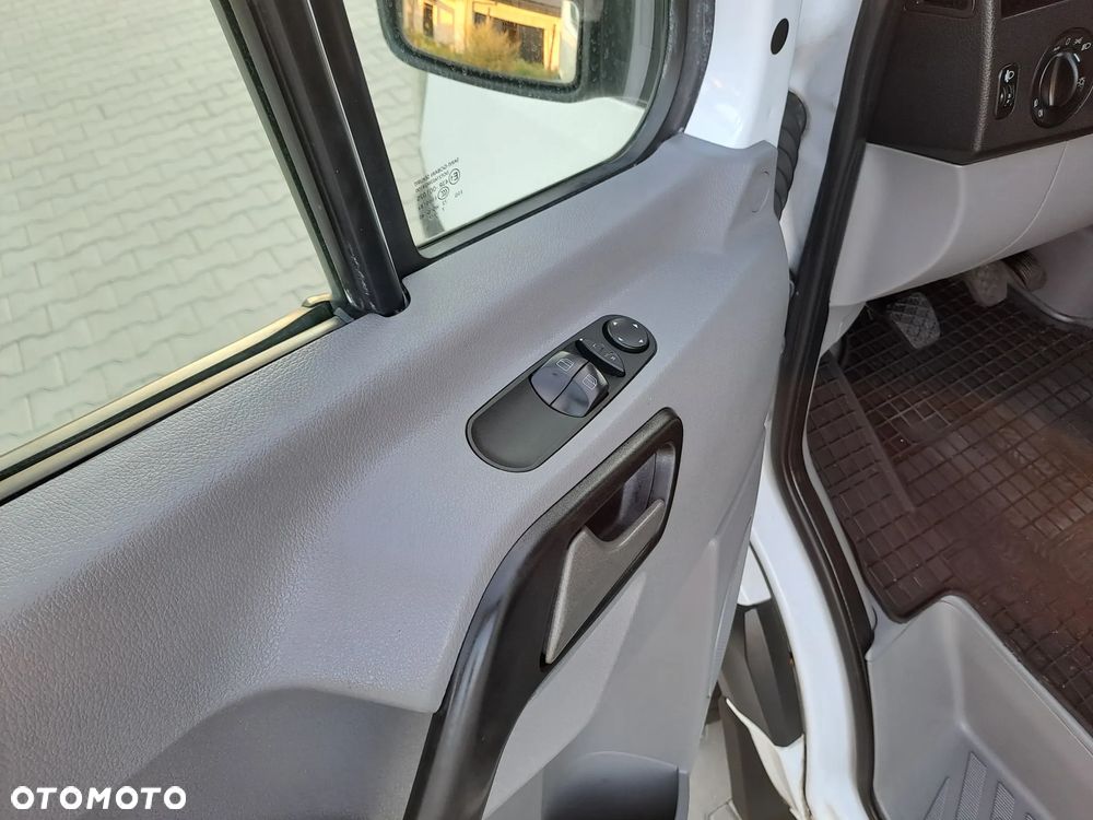 Mercedes-Benz Sprinter 519 3.0 V6 CDI MERCUS - 26