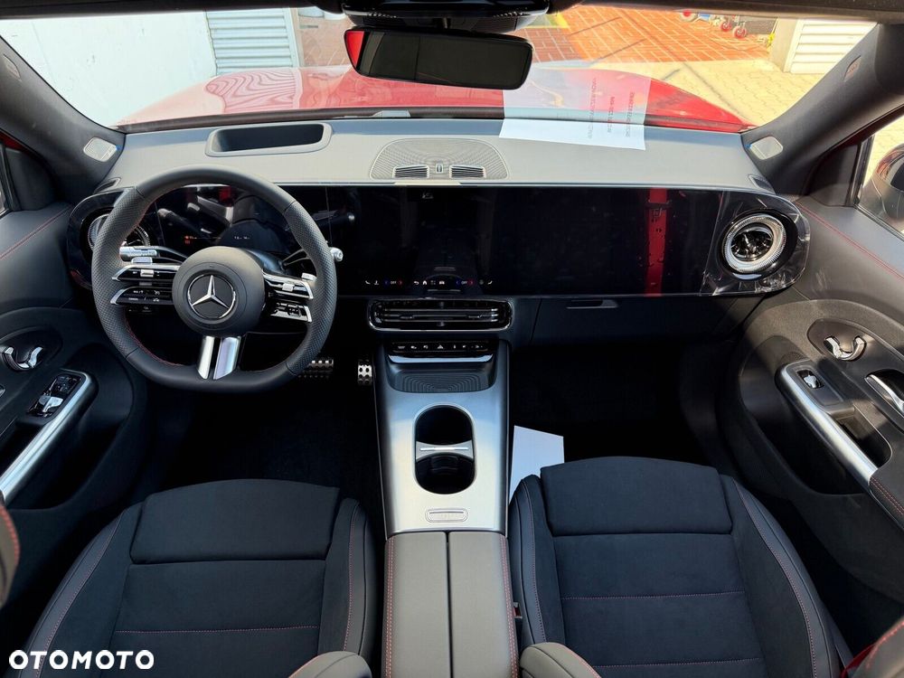 Mercedes-Benz GLB - 6