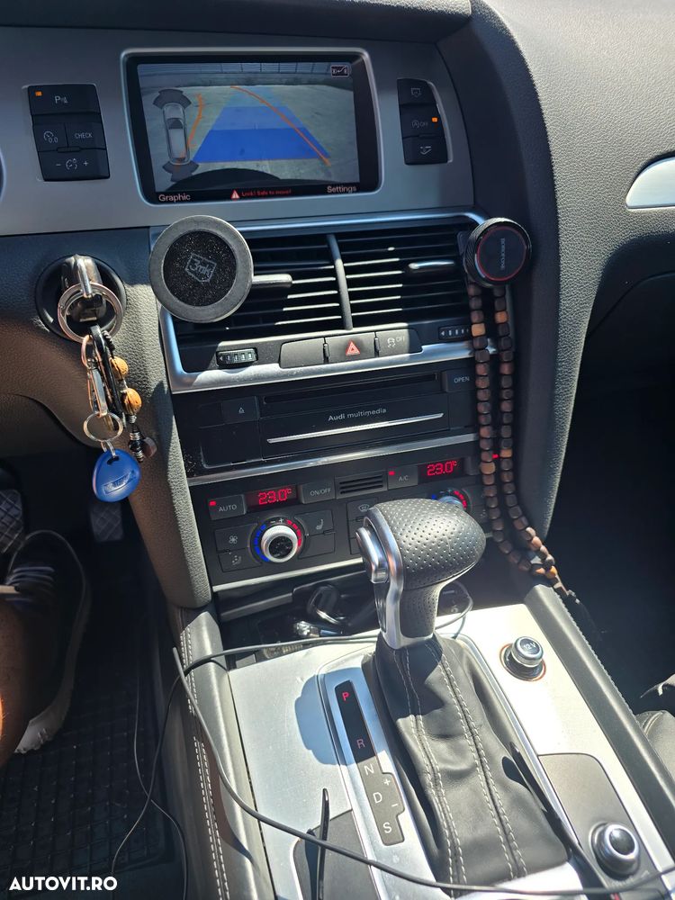 Audi Q7 3.0 TDI Quattro Tip - 11