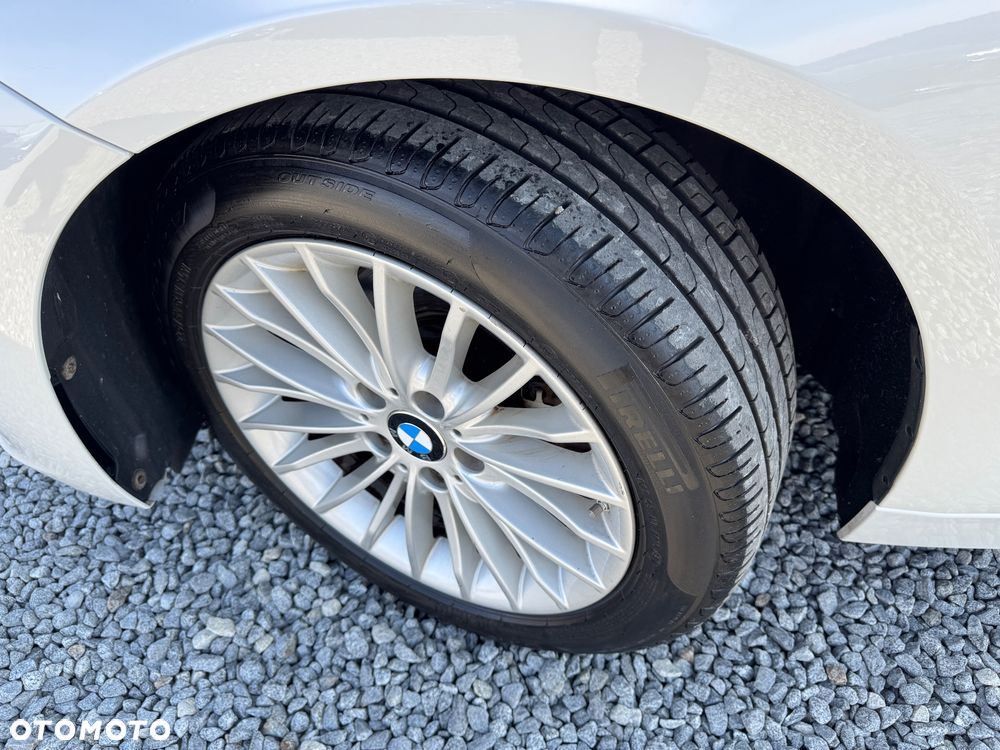 BMW Seria 3 320d Luxury Line - 33