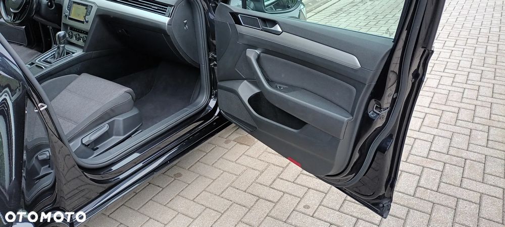 Volkswagen Passat 2.0 TDI (BlueMotion Technology) DSG Comfortline - 22