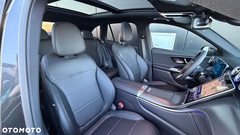 Mercedes-Benz GLC - 23