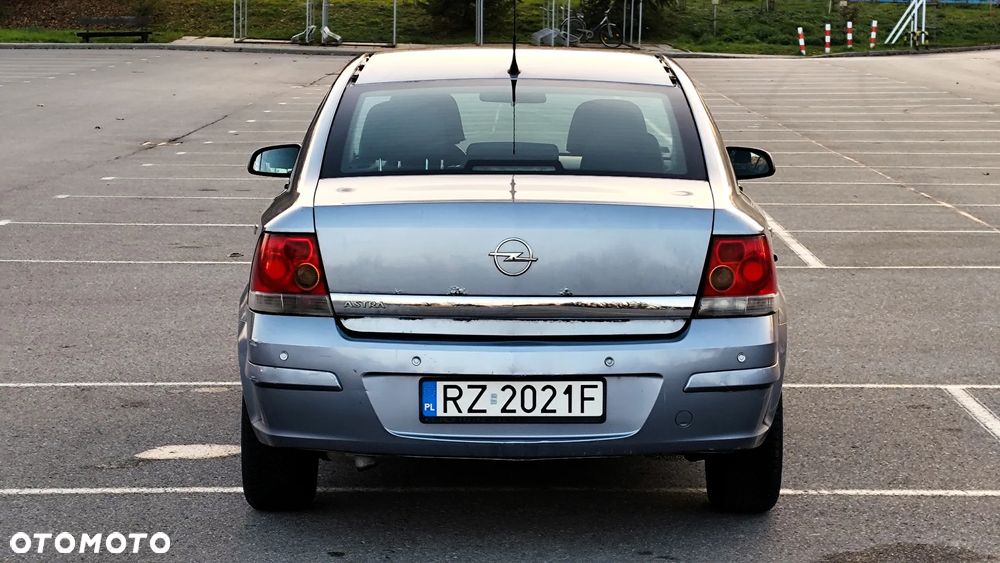 Opel Astra - 4