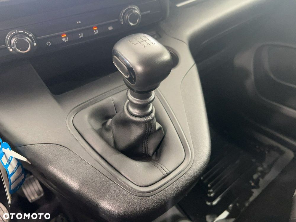 Toyota Proace City - 18