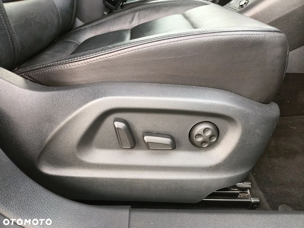 Volkswagen Tiguan - 15
