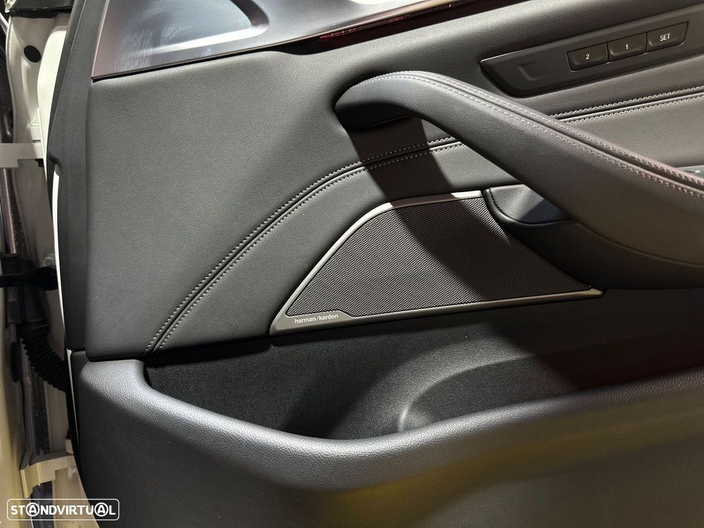 BMW 530 e Pack M - 49