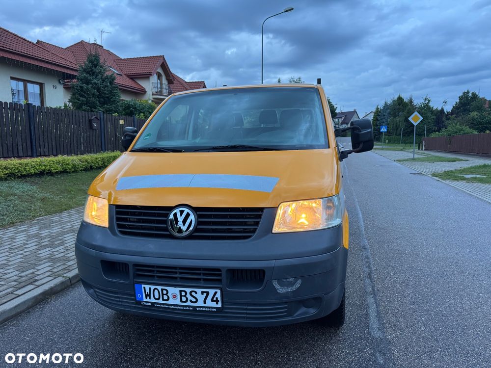 Volkswagen Transporter - 2