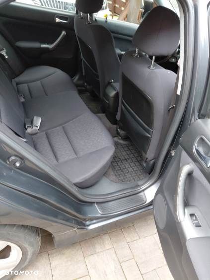 Honda Accord 2.0 Executive - 9