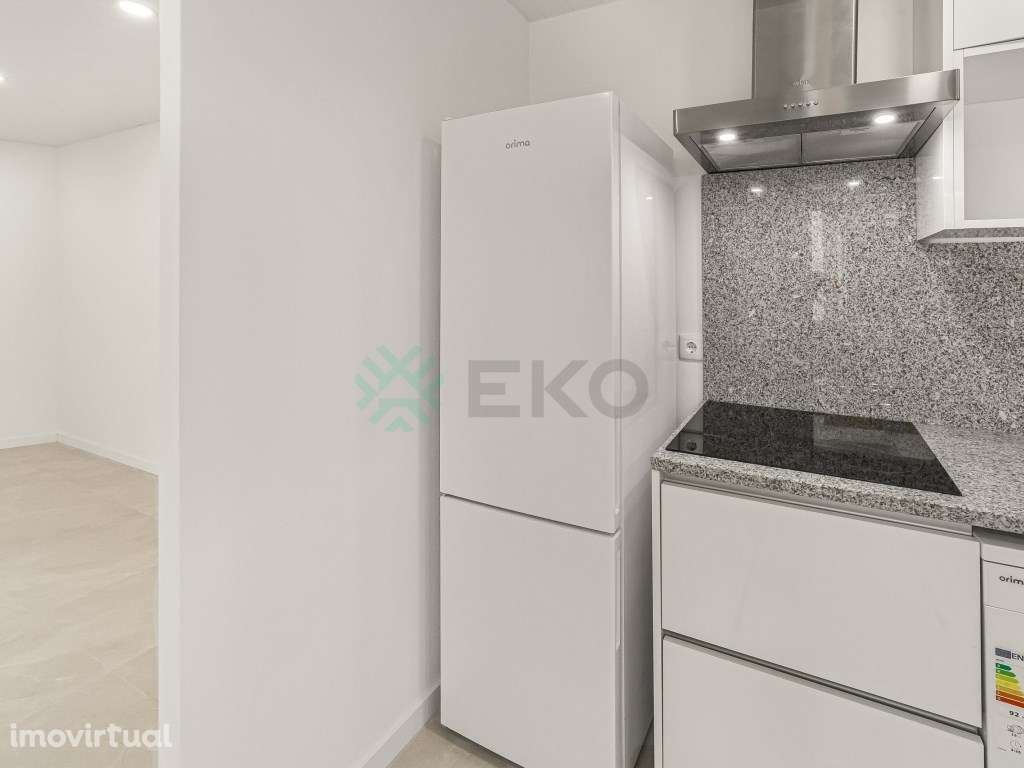 Arrendamento de apartamento t0 na Rua José Ferreira Pio - Grande imagem: 5/20