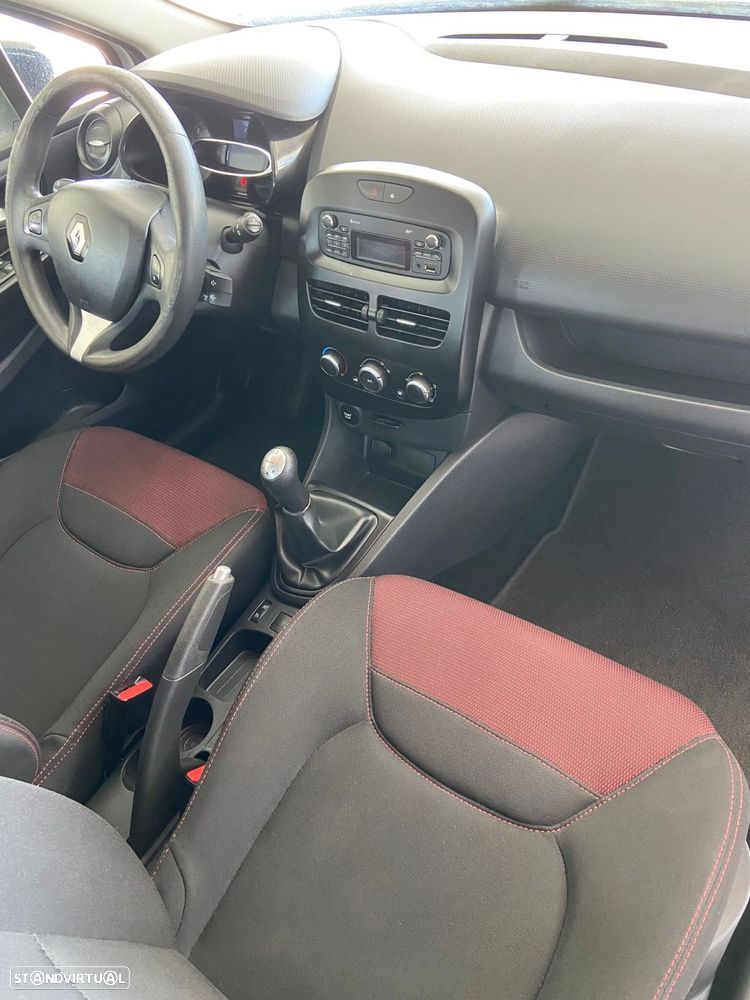 Renault Clio - 9