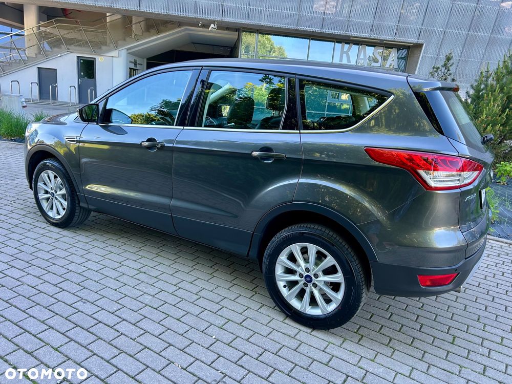Ford Kuga 1.5 EcoBoost 2x4 Titanium - 10