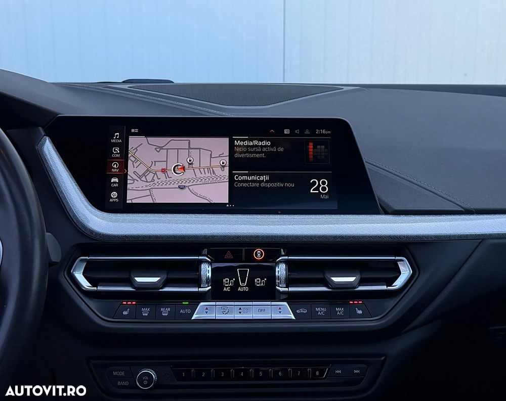 BMW Seria 2 - 33