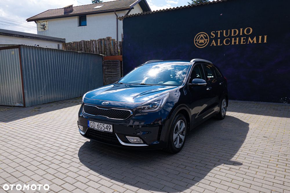 Kia Niro 1.6 GDI Hybrid L - 2