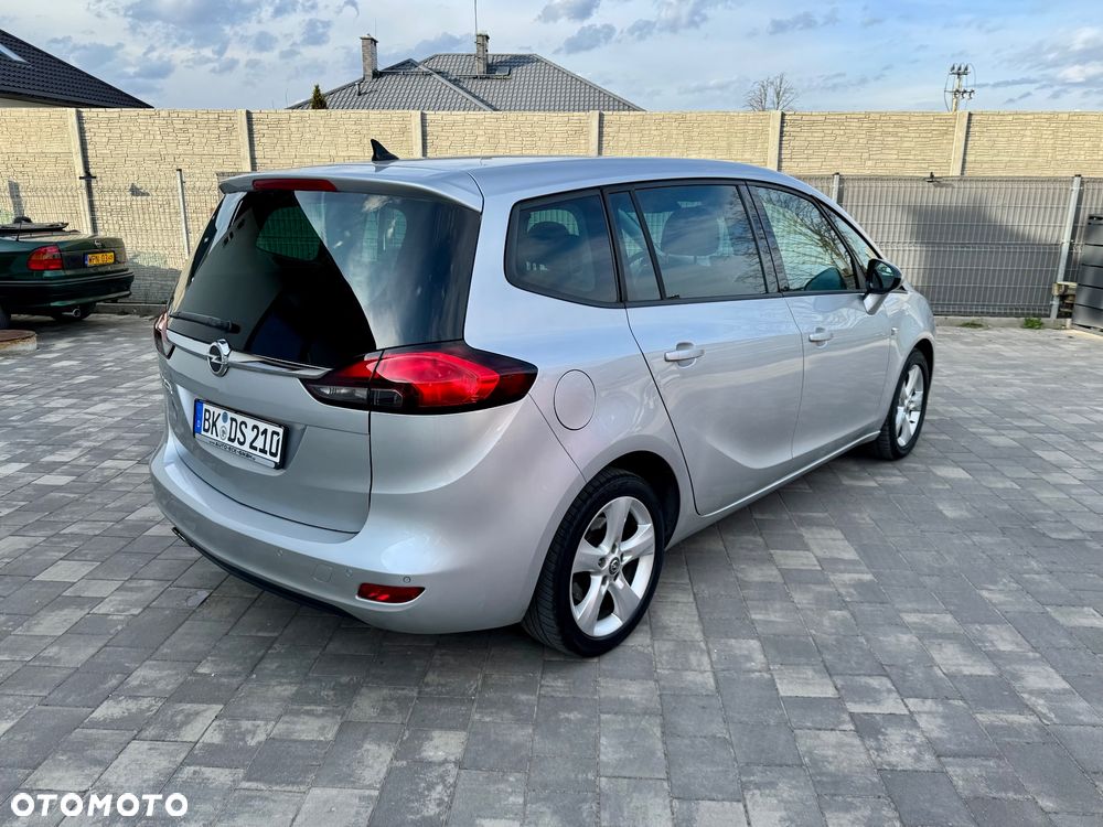 Opel Zafira - 4