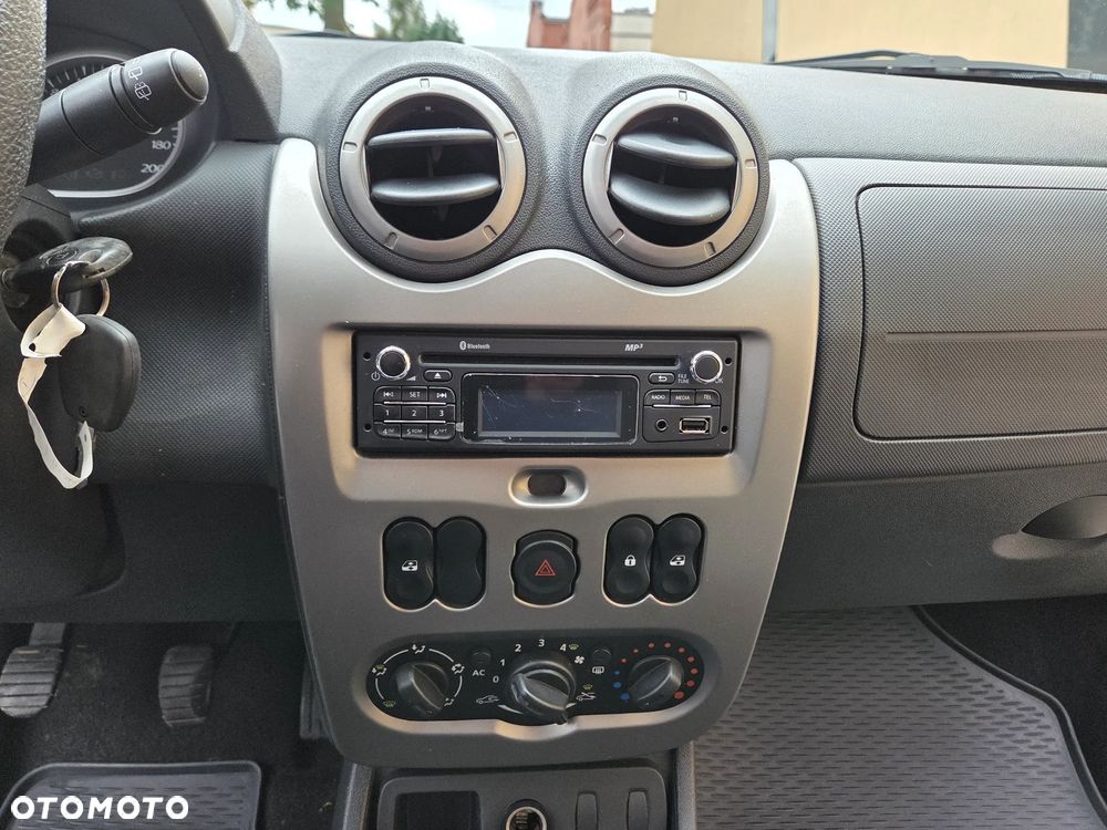 Dacia Duster 1.5 dCi Laureate - 32