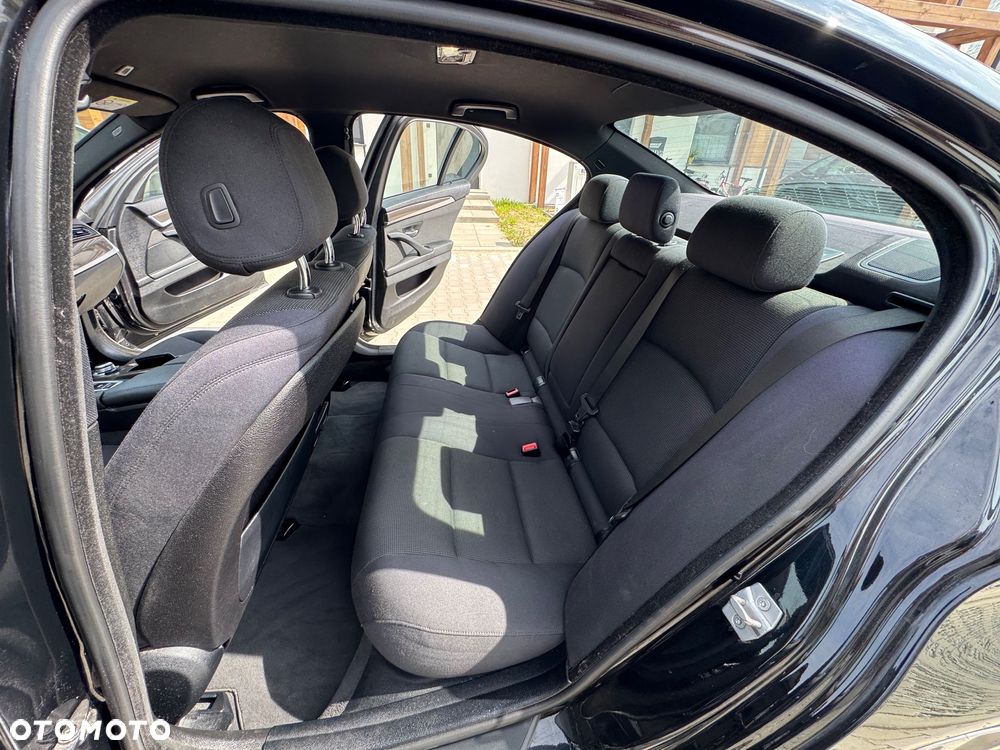 BMW Seria 5 - 14