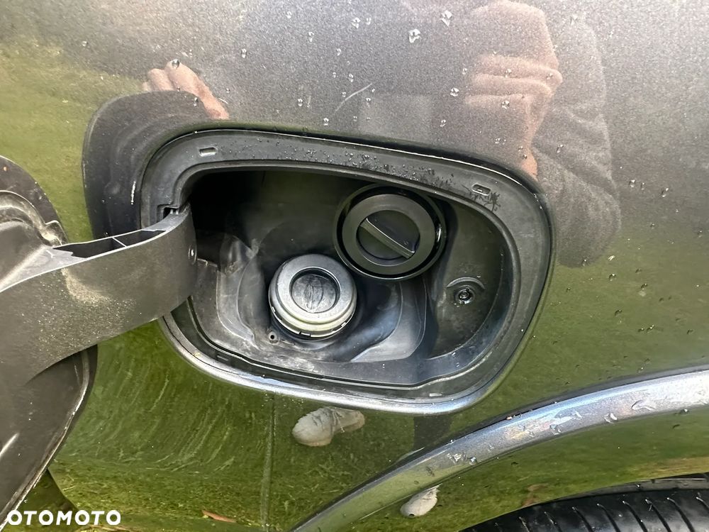 RAM 1500 Crew Cab Shortbed Limited - 18