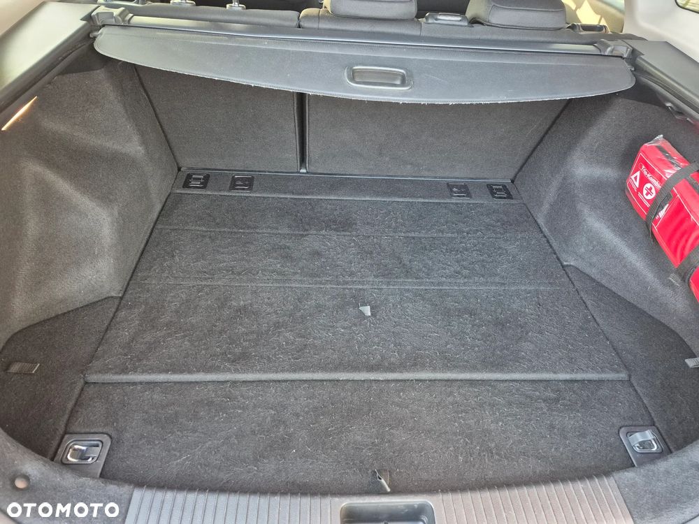 Kia Ceed 1.6 GDI Dream-Team Edition - 28