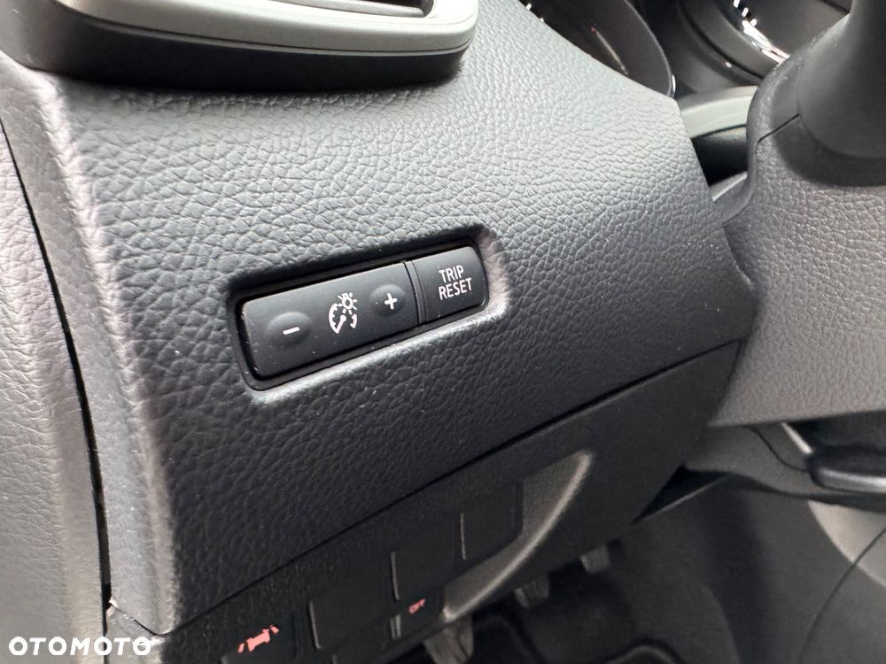 Nissan Qashqai 1.6 dCi TEKNA+ - 14