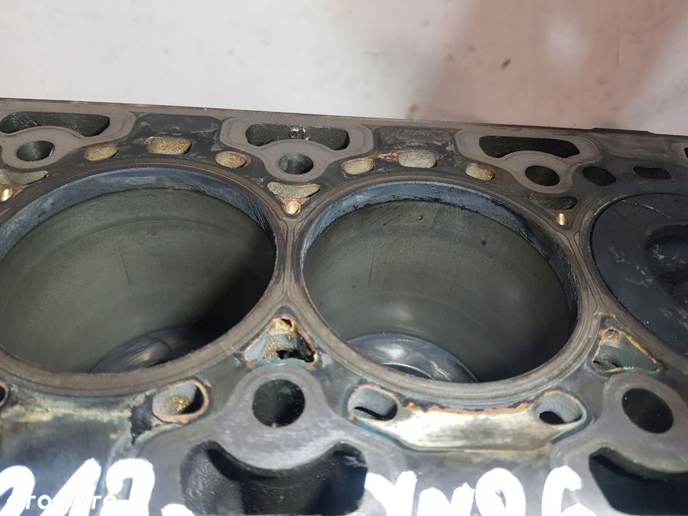 dół silnika 2.0 tdci ynr6 ecoblue ford transit custom mk8 - 9