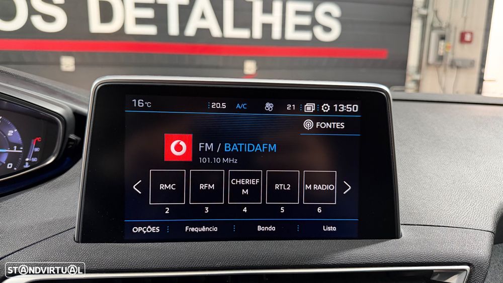 Peugeot 3008 PureTech 130 Stop & Start GPF EAT8 Allure - 28