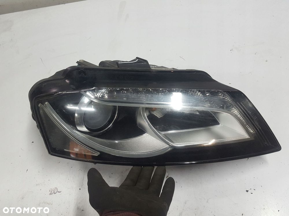 AUDI A3 8P LIFT 08-12r LAMPA XENON PRAWA PRZÓD ANGLIK - 3
